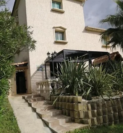 Maison 9 Couchages Avec Piscine Et Jardin Au Calme Semesterbostad *