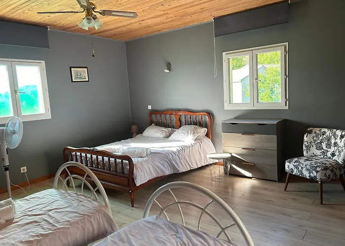 Maison 9 Couchages Avec Piscine Et Jardin Au Calme